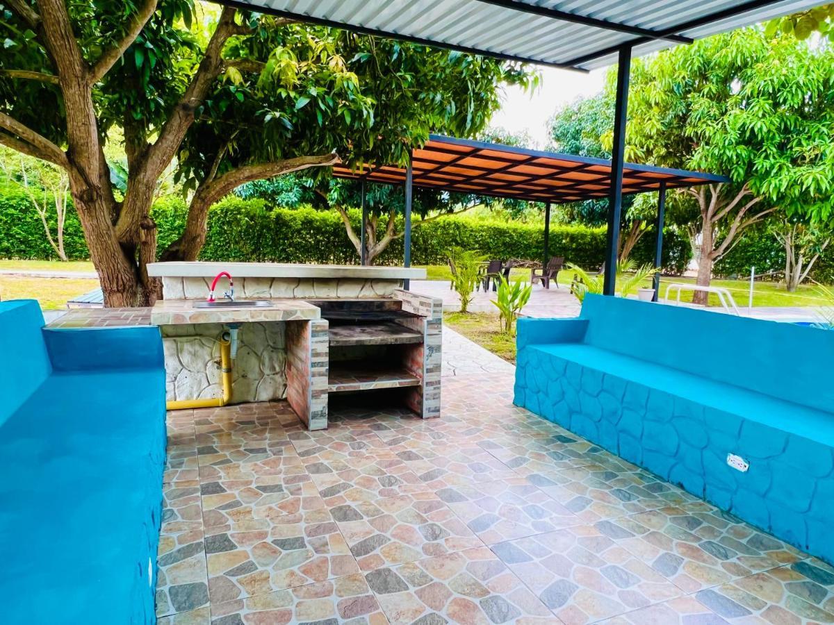 Villa Santa Casa Quinta Con Piscina Privada